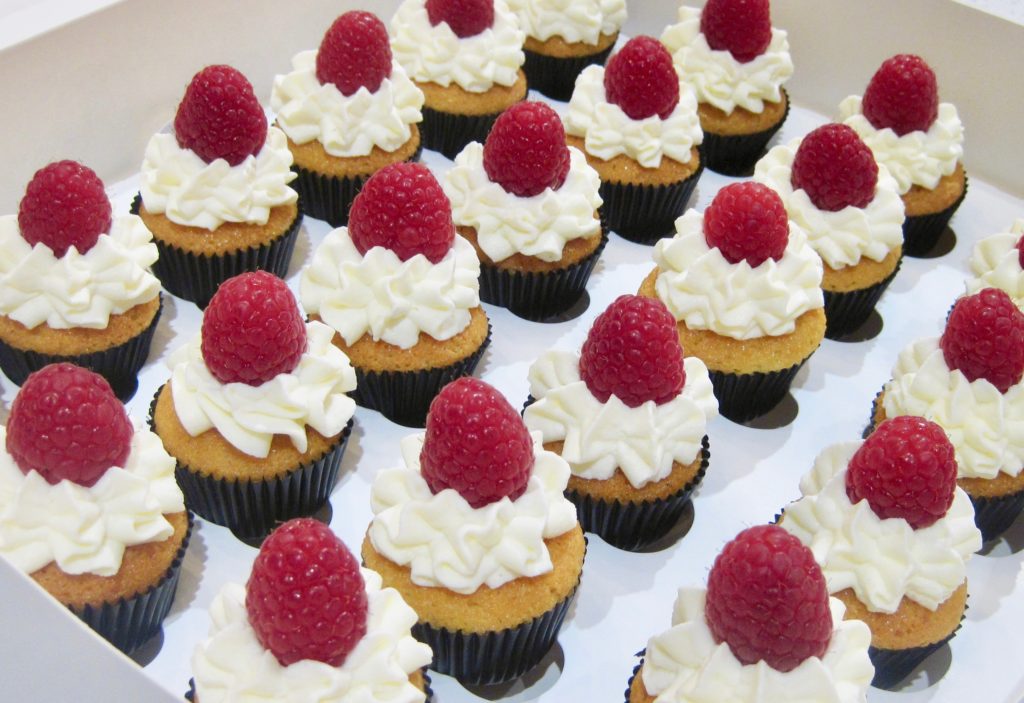 Leichte Cupcakes, die besten Cup Cakes, ohne Buttercreme, Geburtstag, Events, Apéro,